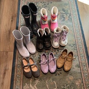 Size 29-31 girls shoes and boots lot